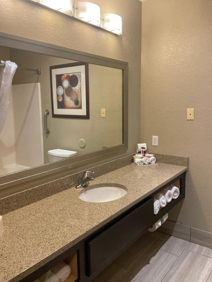 Spark By Hilton La Crosse Onalaska Dış mekan fotoğraf